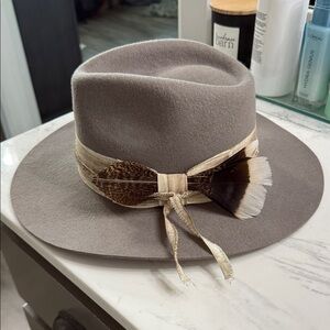 Shyanne Gray Felted Wool Hat with Feather Accent